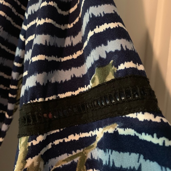 Beautiful Ladies Dress!👗 - Picture 5 of 6